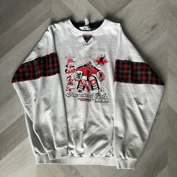 Vintage Y2K Crewneck - Picture 1 of 3